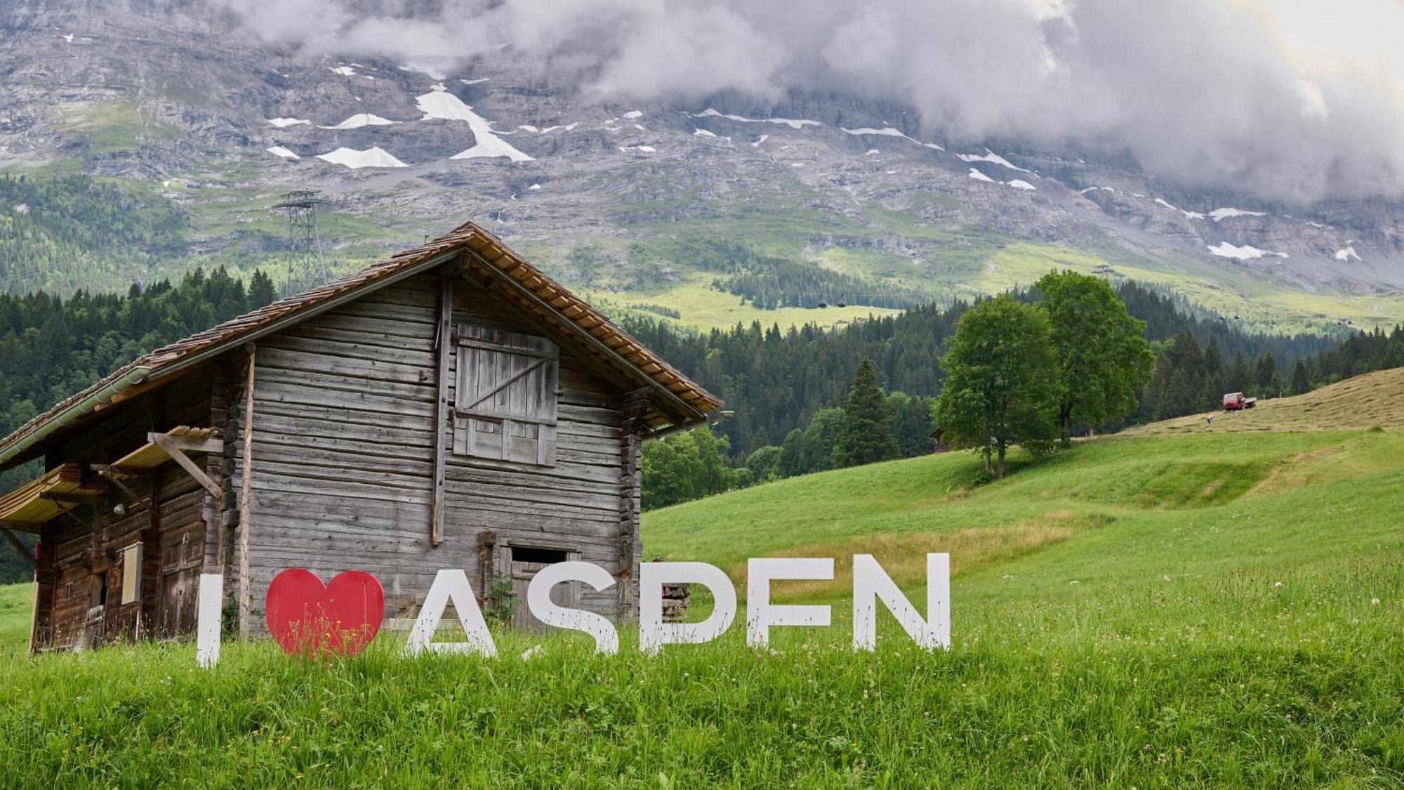 Aspen Alpine Lifestyle Hotel Grindelwald Exterior photo